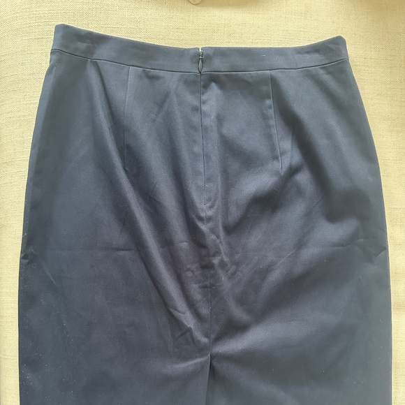J. Crew Pencil Skirt NWT, Size - 4 - Picture 2 of 4
